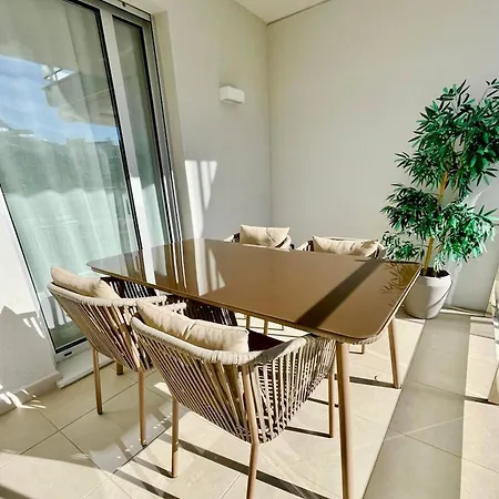 Marina Real 82 By Homeprive شقة دينايا