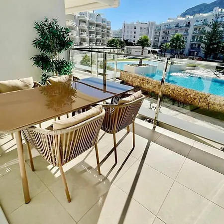 Marina Real 82 By Homeprive Lejlighed
