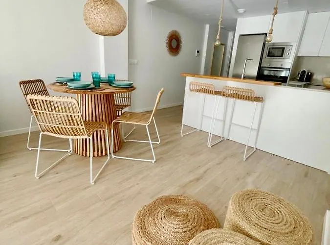 Marina Real 82 By Homeprive